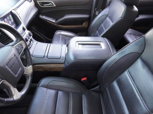 Used 2020 GMC Yukon Denali w/ Denali Ultimate Package AWD/4WD image 11