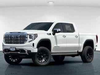 Used 2024 GMC Sierra 1500 Denali w/ Denali Reserve Package AWD/4WD video 1