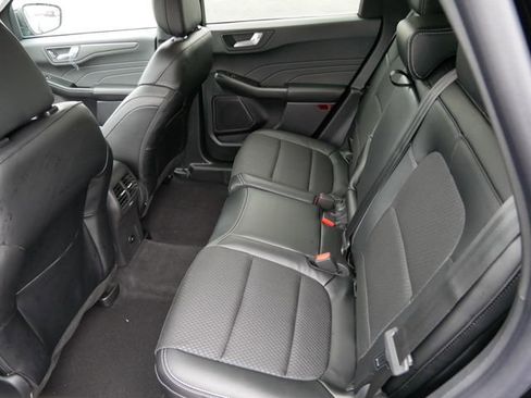 New 2026 Ford Escape SE image 12