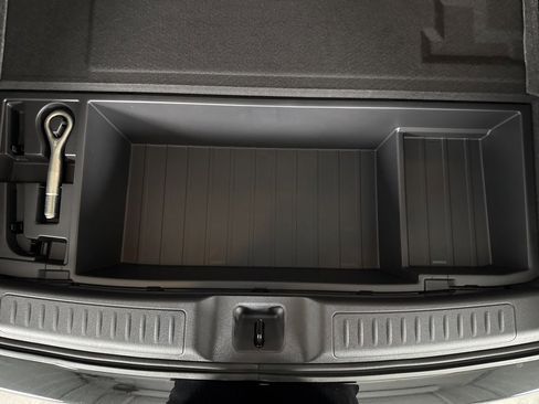 Certified 2025 INFINITI QX50 Pure image 9