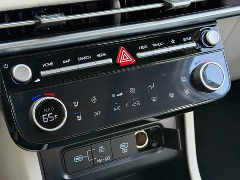 New 2026 Hyundai Tucson Limited image 19