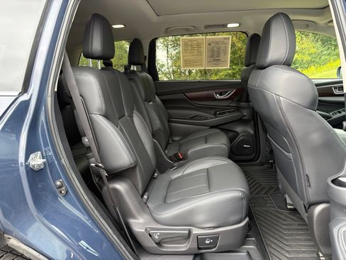 Used 2023 Subaru Ascent Touring AWD/4WD image 29
