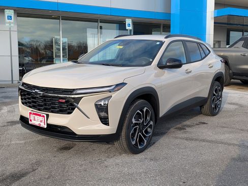 New 2026 Chevrolet Trax RS w/ Driver Confidence Package image 5