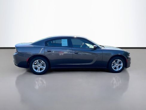 Used 2022 Dodge Charger SXT image 8