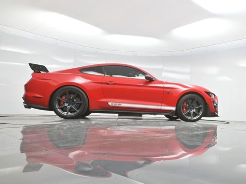 Used 2020 Ford Mustang Shelby GT500 w/ Technology Package RWD image 7