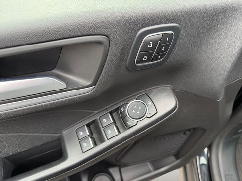 Used 2023 Ford Escape Platinum w/ Premium Technology Package AWD/4WD image 21