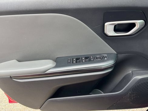 Used 2025 Kia K4 FWD image 18