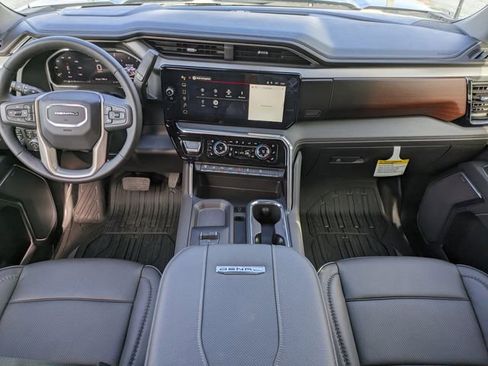 New 2026 GMC Sierra 2500 Denali w/ Denali Reserve Package AWD/4WD image 15