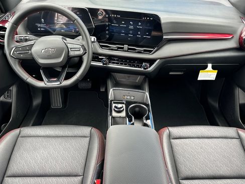 New 2026 Chevrolet Equinox RS w/ LPO, Floor Liner Package image 13