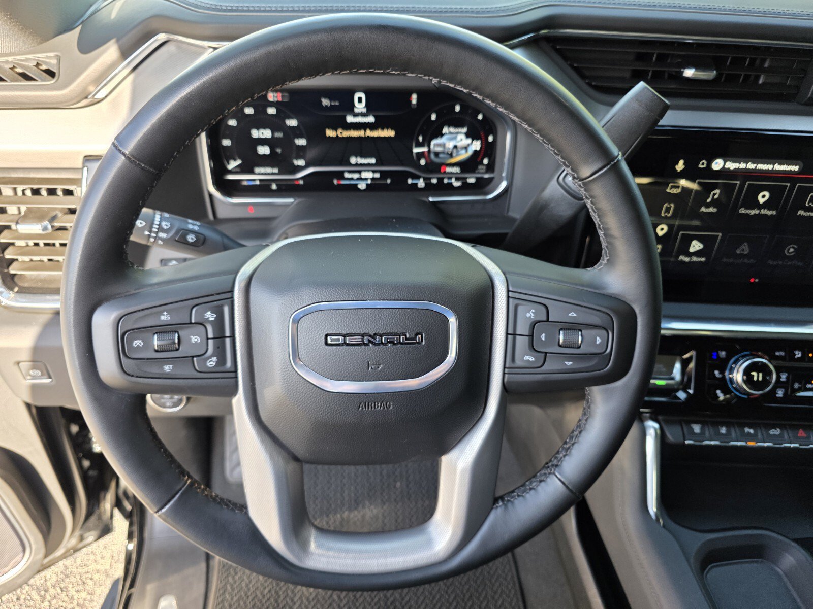 Used 2025 GMC Sierra 2500 Denali w/ Denali Reserve Package AWD/4WD image 18