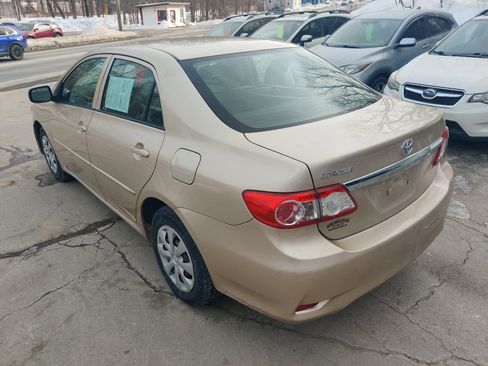 Used 2011 Toyota Corolla S image 4