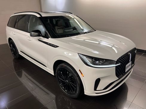 New 2026 Lincoln Aviator Reserve image 1