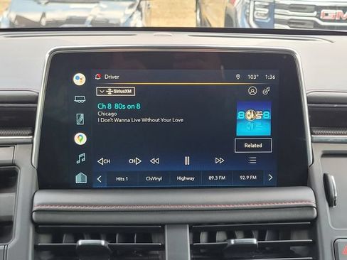 Used 2022 Chevrolet Suburban RST w/ Sport Performance Package AWD/4WD image 16