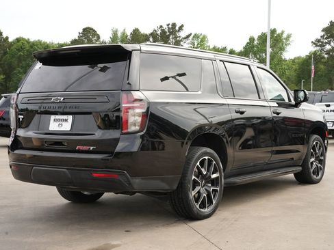 Used 2023 Chevrolet Suburban RST w/ Luxury Package image 3