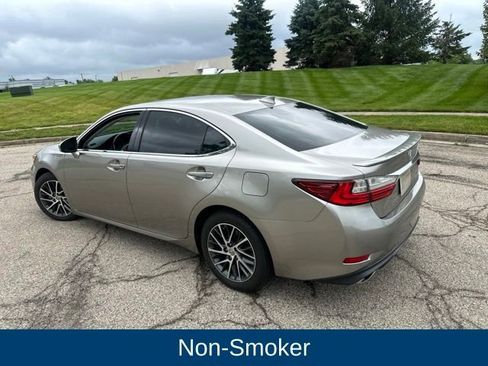 Used 2017 Lexus ES 350 FWD image 3