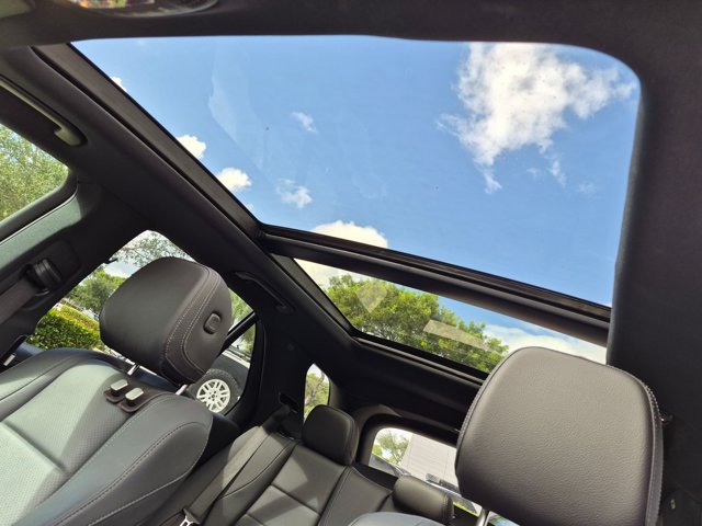 Used 2024 Mercedes-Benz GLE 450 4MATIC image 12