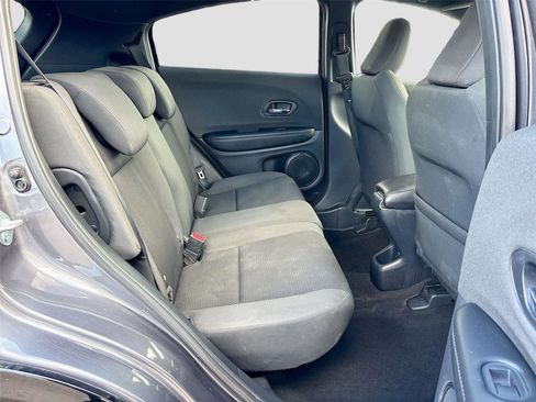 Used 2021 Honda HR-V Sport image 24