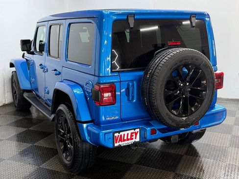 Used 2022 Jeep Wrangler Unlimited Sahara image 13