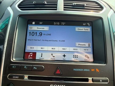 Used 2017 Ford Explorer Platinum AWD/4WD image 35