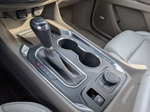 Used 2020 Chevrolet Traverse Premier image 19