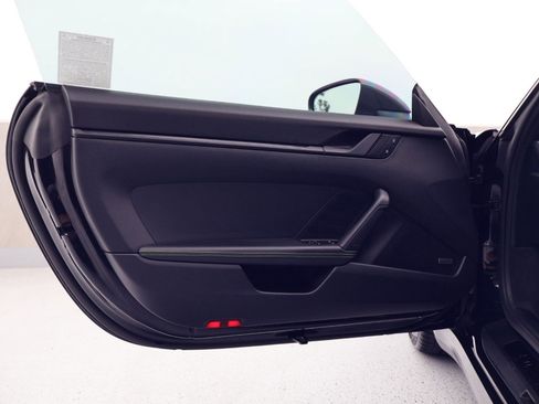 Certified 2024 Porsche 911 Carrera T RWD image 11
