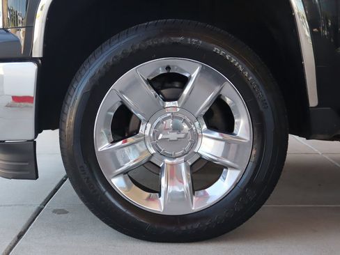Used 2014 Chevrolet Silverado 1500 LTZ Z71 w/ LTZ Plus Package AWD/4WD image 5