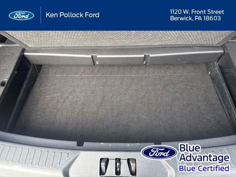 Certified 2022 Ford Explorer XLT w/ Equipment Group 202A image 43