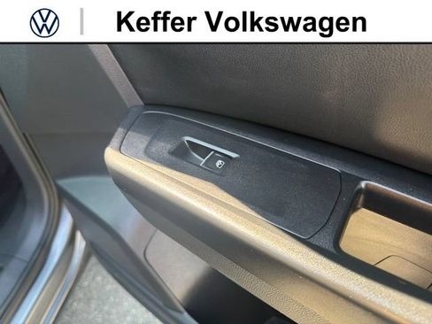Used 2019 Volkswagen Atlas SE w/ Towing Package FWD image 34