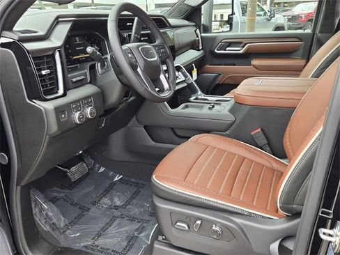 New 2026 GMC Sierra 2500 Denali Ultimate image 6