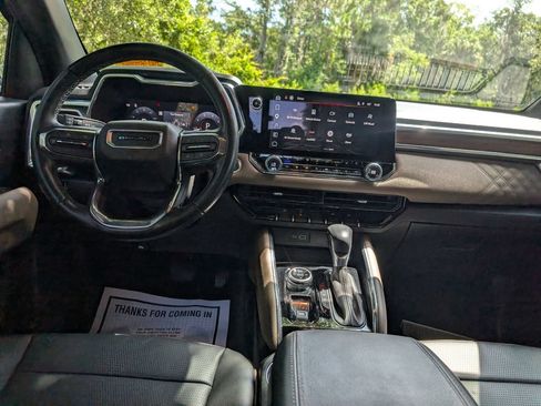 Used 2023 GMC Canyon Denali AWD/4WD image 17