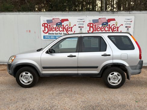 Used 2004 Honda CR-V LX image 7
