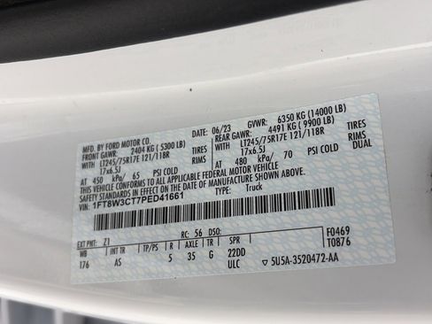 Used 2023 Ford F350 XL image 9