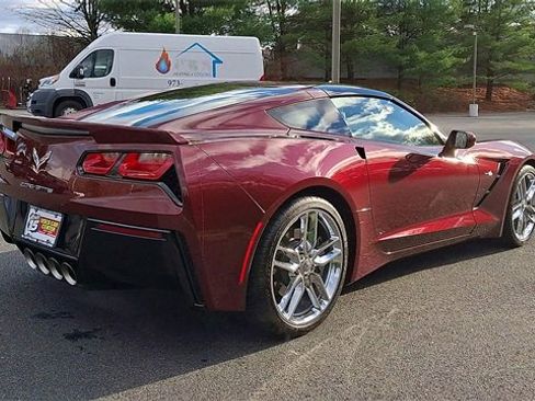 Used 2019 Chevrolet Corvette Stingray Coupe w/ 2LT Preferred Equipment Group image 8