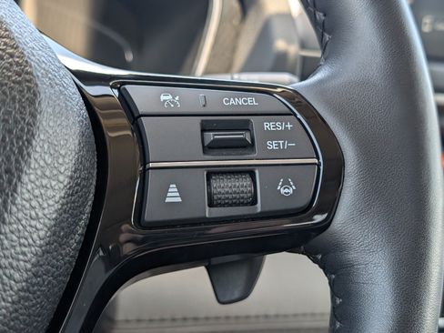 Used 2024 Honda Pilot Elite image 17