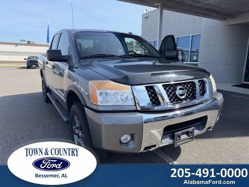 Used 2015 Nissan Titan SV w/ SV Value Truck Package image 1