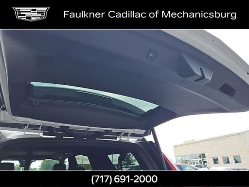 Used 2024 Cadillac Escalade ESV Premium Luxury w/ Performance Package AWD/4WD image 32