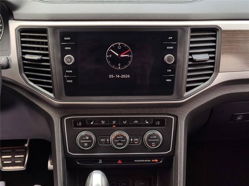 Used 2020 Volkswagen Atlas SE w/ Towing Package FWD image 21