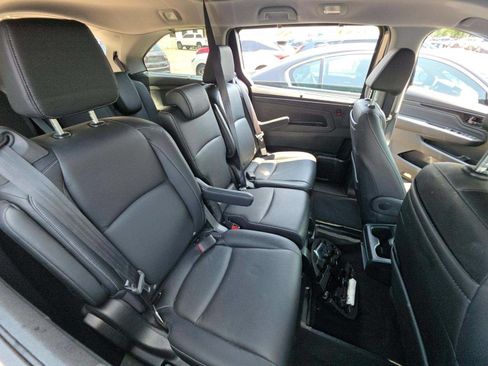 Used 2024 Honda Odyssey Touring image 15