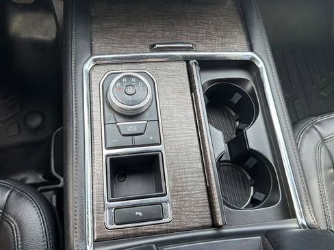 Used 2021 Ford Expedition Limited RWD image 29