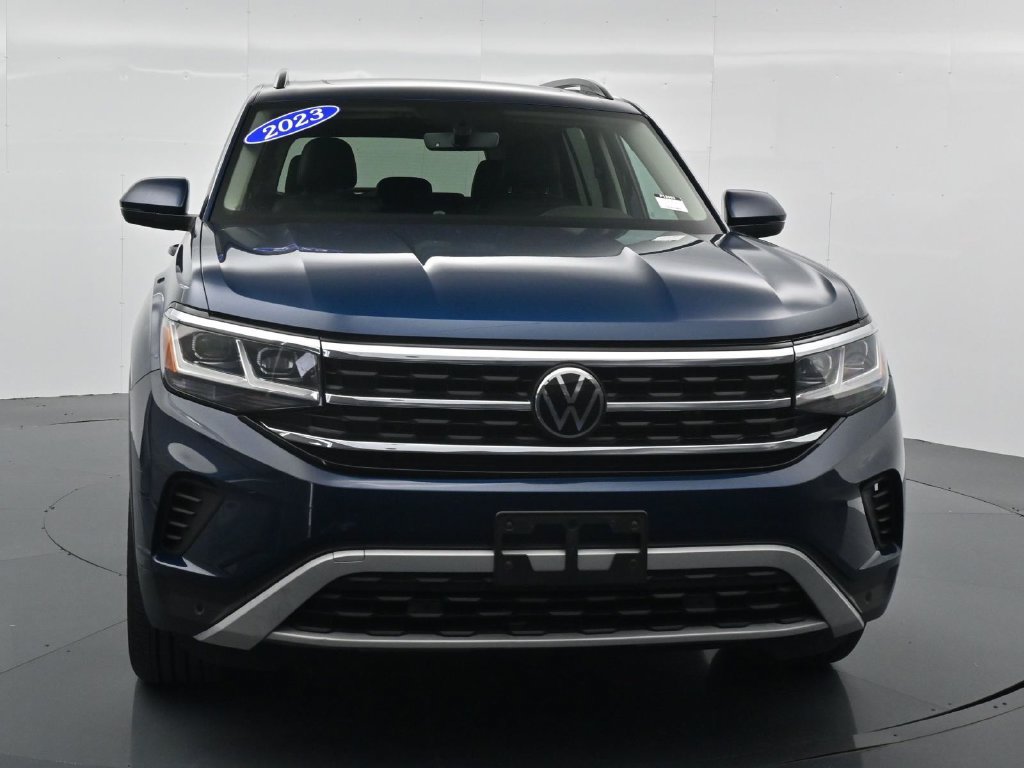Used 2023 Volkswagen Atlas SE w/ Panoramic Sunroof Package AWD/4WD image 2