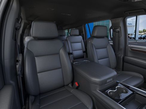 New 2026 Chevrolet Suburban LT w/ Comfort Package RWD image 16