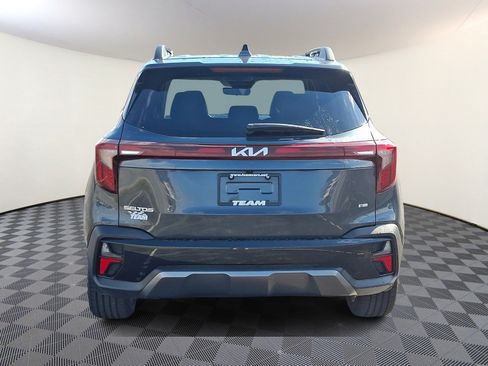 Used 2024 Kia Seltos X-Line AWD/4WD image 5