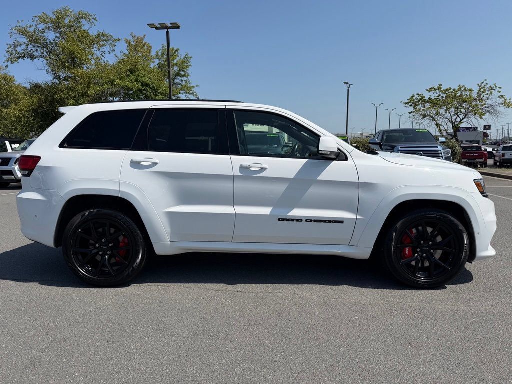 Used 2021 Jeep Grand Cherokee SRT w/ Trailer Tow Group IV AWD/4WD image 8