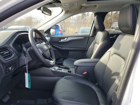 New 2026 Ford Escape SE w/ PHEV Premium Package image 6