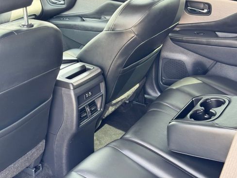 Certified 2023 Nissan Murano SV w/ SV Midnight Edition Package AWD/4WD image 20