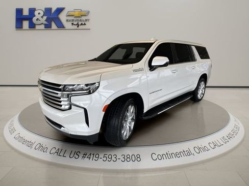 Used 2021 Chevrolet Suburban High Country image 3