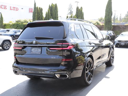 Used 2023 BMW X7 xDrive40i w/ M Sport Package AWD/4WD image 6
