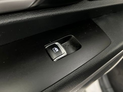 Used 2025 Kia Telluride S image 17