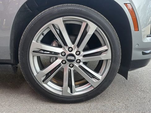 Used 2025 Cadillac Escalade Sport w/ Touring Package image 7