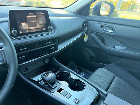 New 2026 Nissan Rogue SV image 21